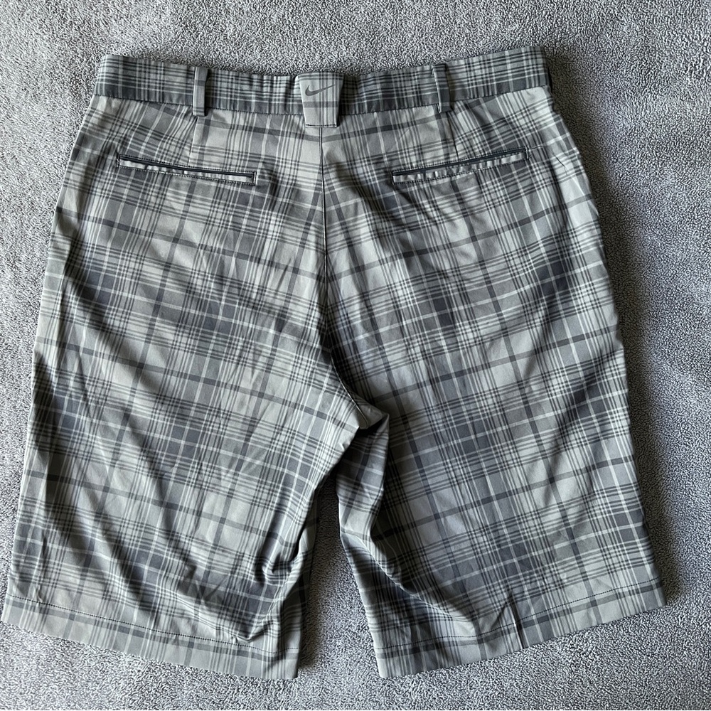 🔥Gray Plaid Men's Golf Shorts - Picture 5 of 5